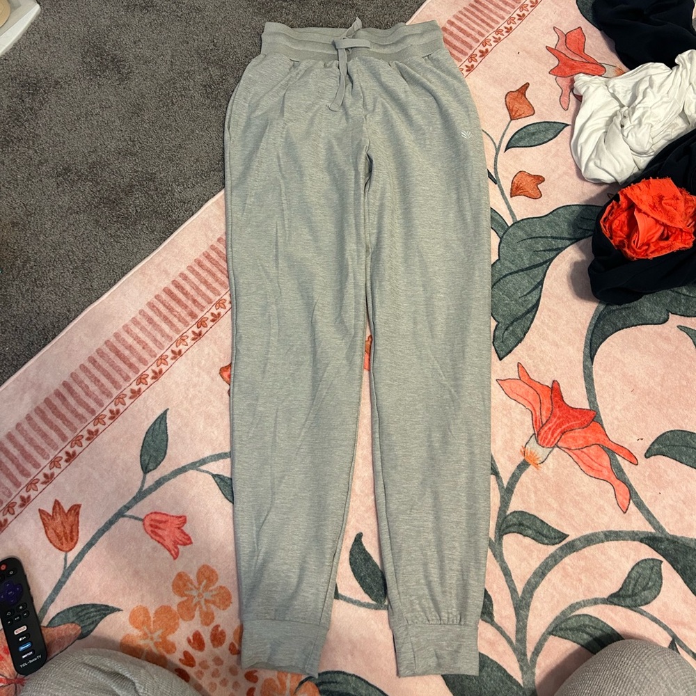 Forever 21 Light Gray Sweatpants